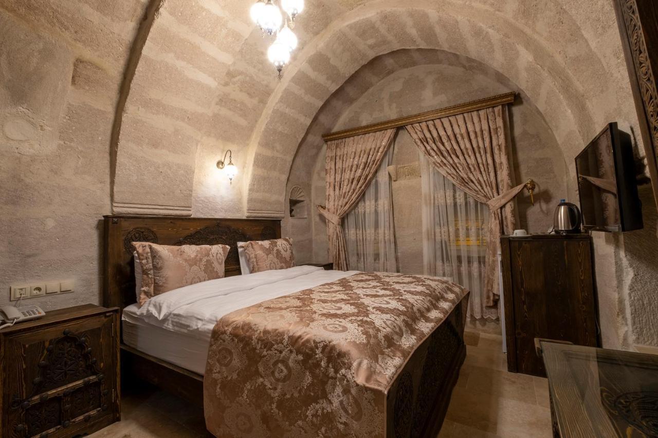 Underground Cave Suites Hotel Goreme Exterior photo
