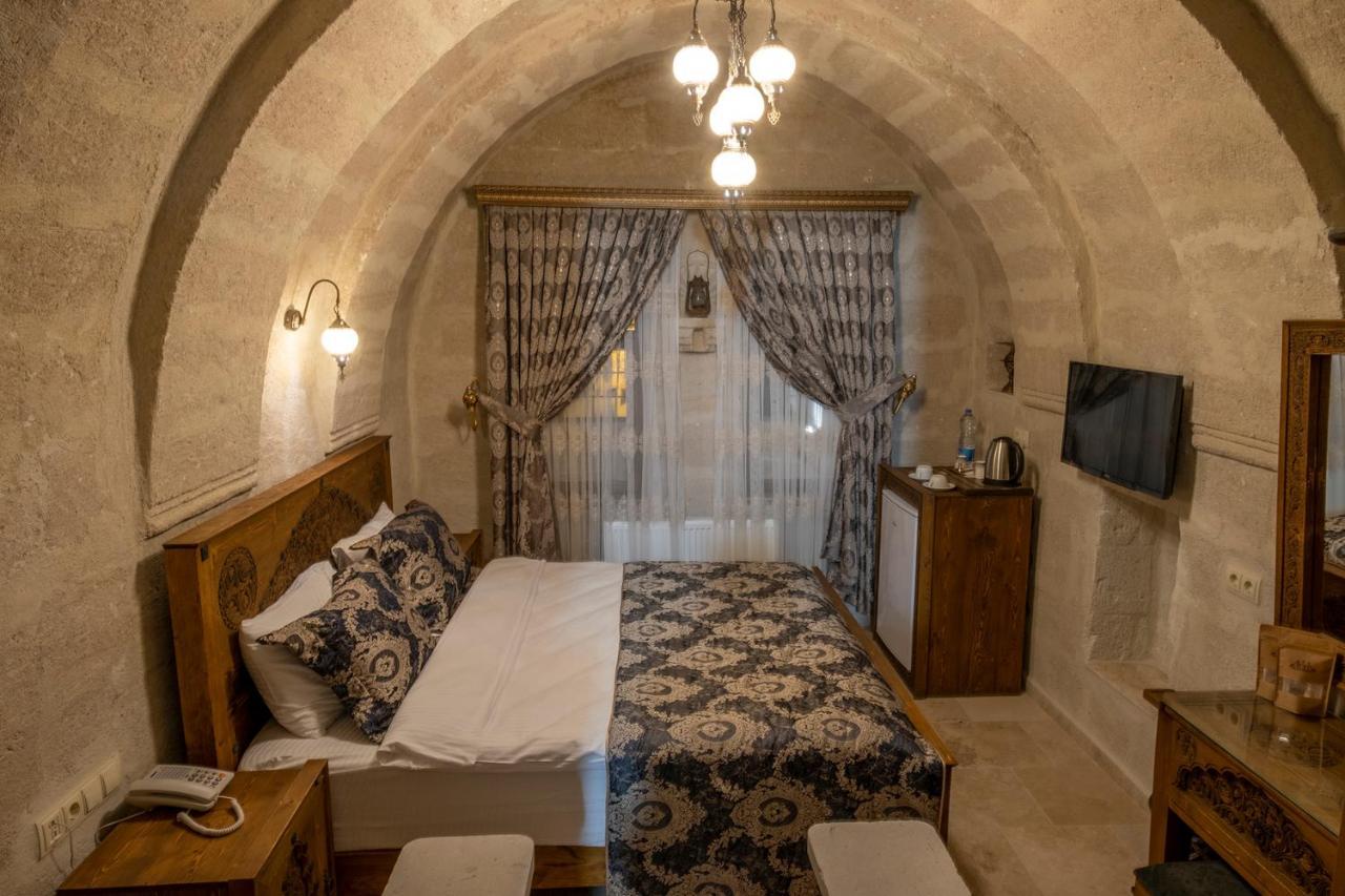 Underground Cave Suites Hotel Goreme Exterior photo