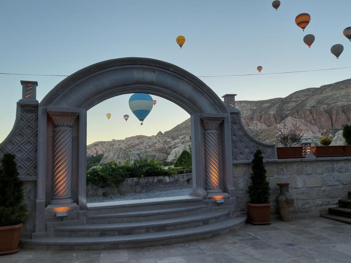 Underground Cave Suites Hotel Goreme Exterior photo