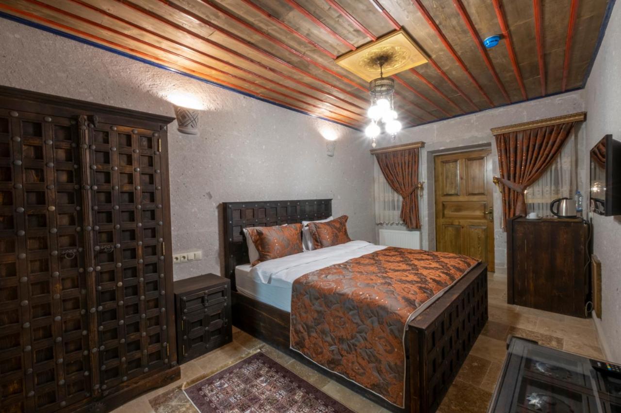Underground Cave Suites Hotel Goreme Exterior photo