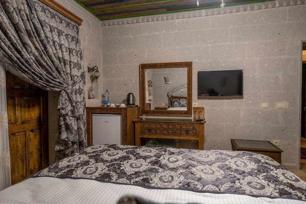 Underground Cave Suites Hotel Goreme Exterior photo